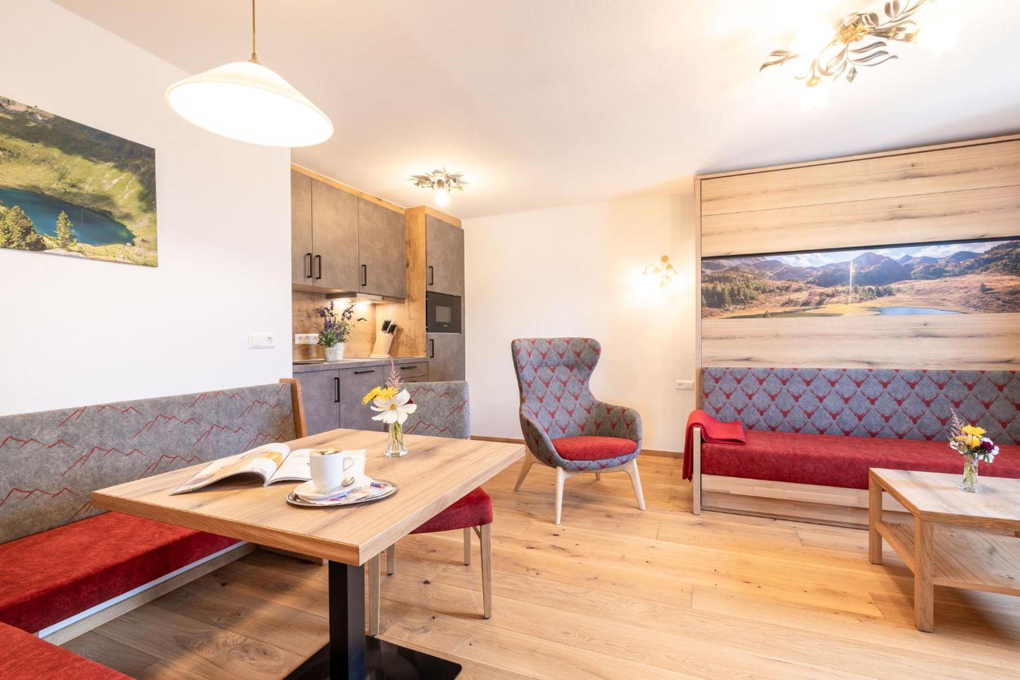 Oerglwirt Ferienwelt - Hotel Post Oerglwirt Mariapfarr Zewnętrze zdjęcie