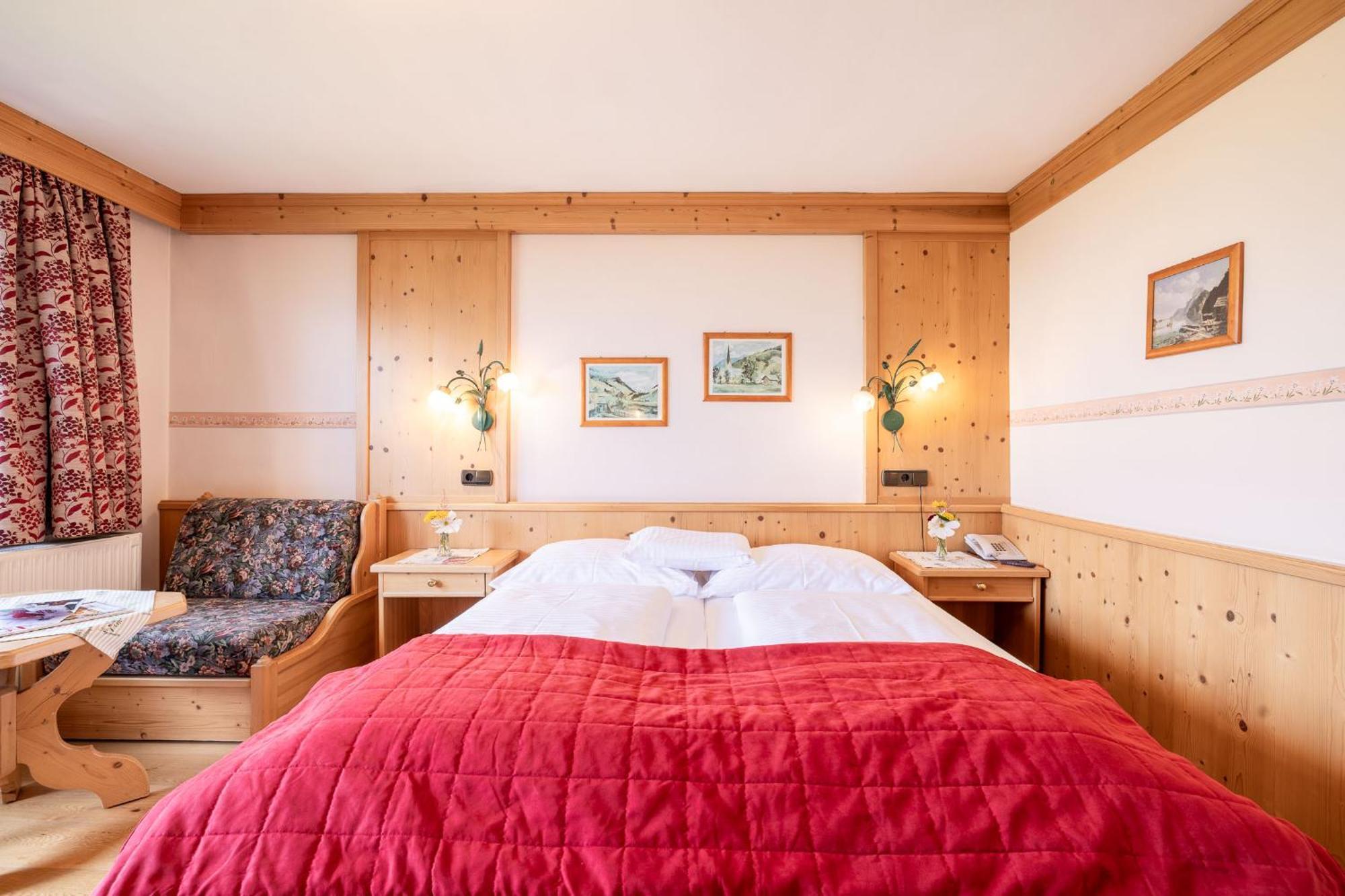 Oerglwirt Ferienwelt - Hotel Post Oerglwirt Mariapfarr Pokój zdjęcie