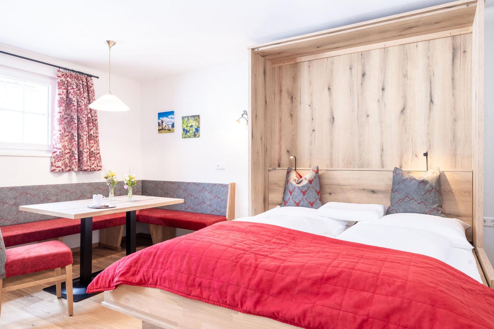 Oerglwirt Ferienwelt - Hotel Post Oerglwirt Mariapfarr Pokój zdjęcie
