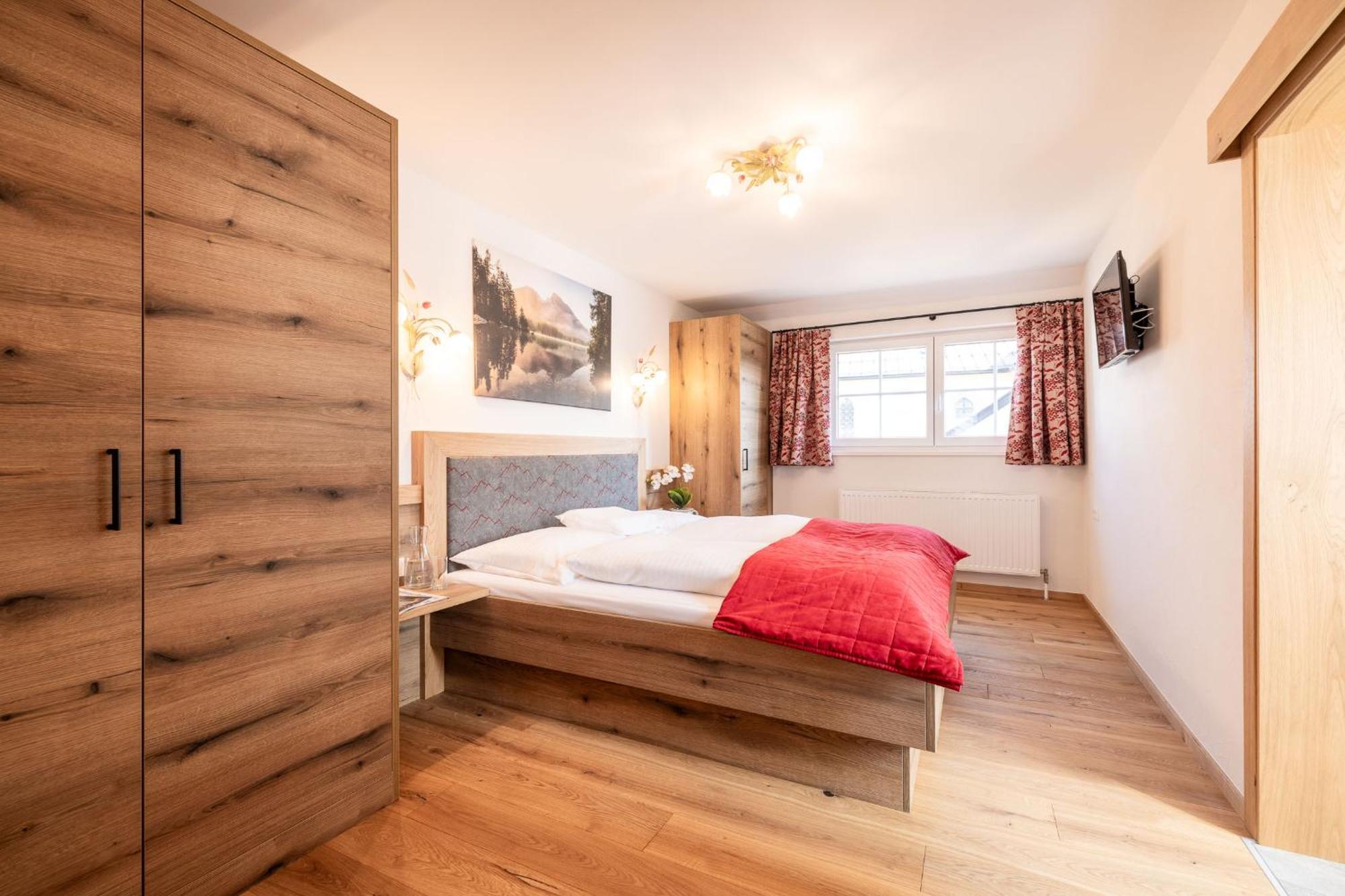 Oerglwirt Ferienwelt - Hotel Post Oerglwirt Mariapfarr Pokój zdjęcie