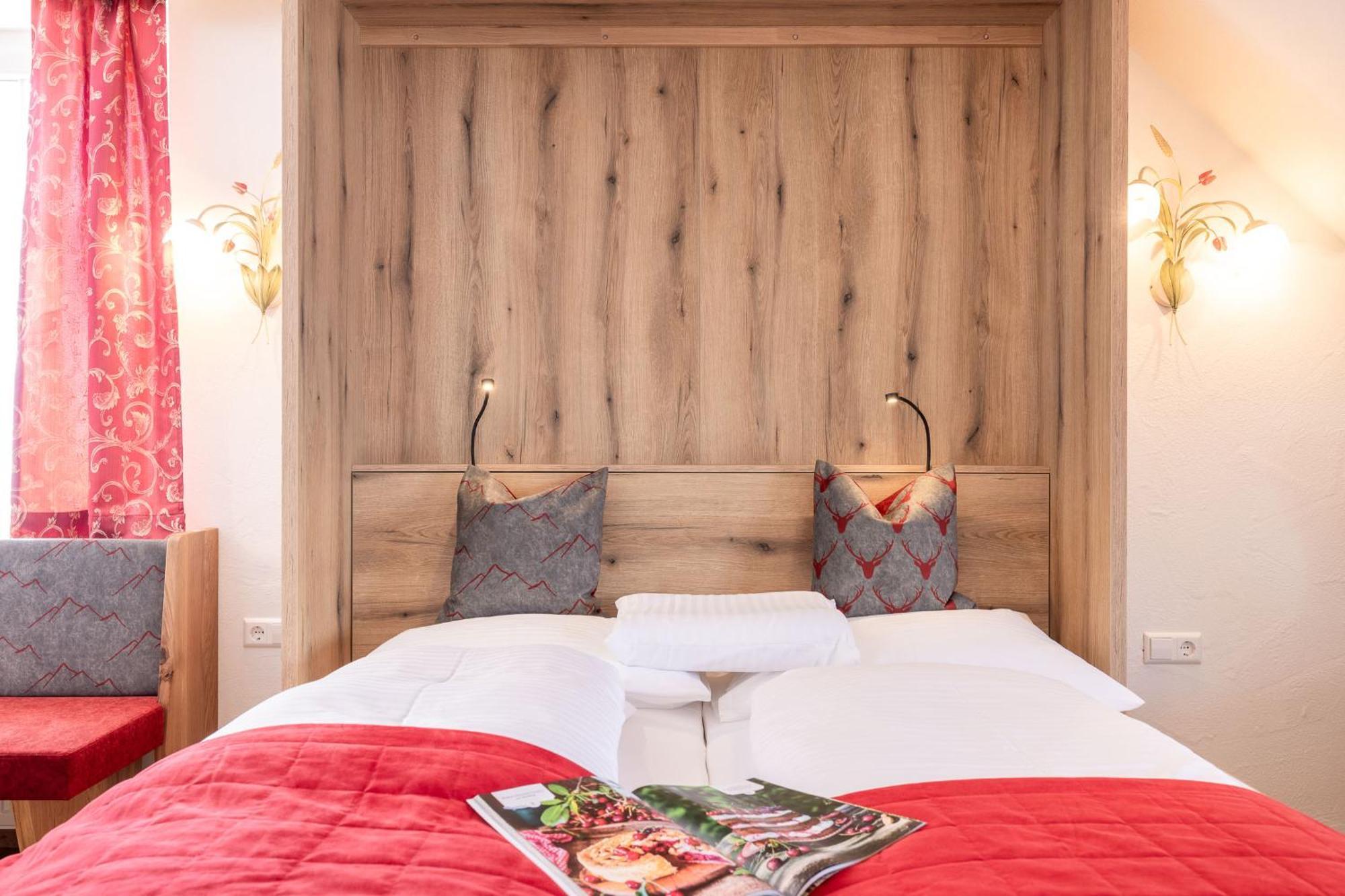 Oerglwirt Ferienwelt - Hotel Post Oerglwirt Mariapfarr Pokój zdjęcie