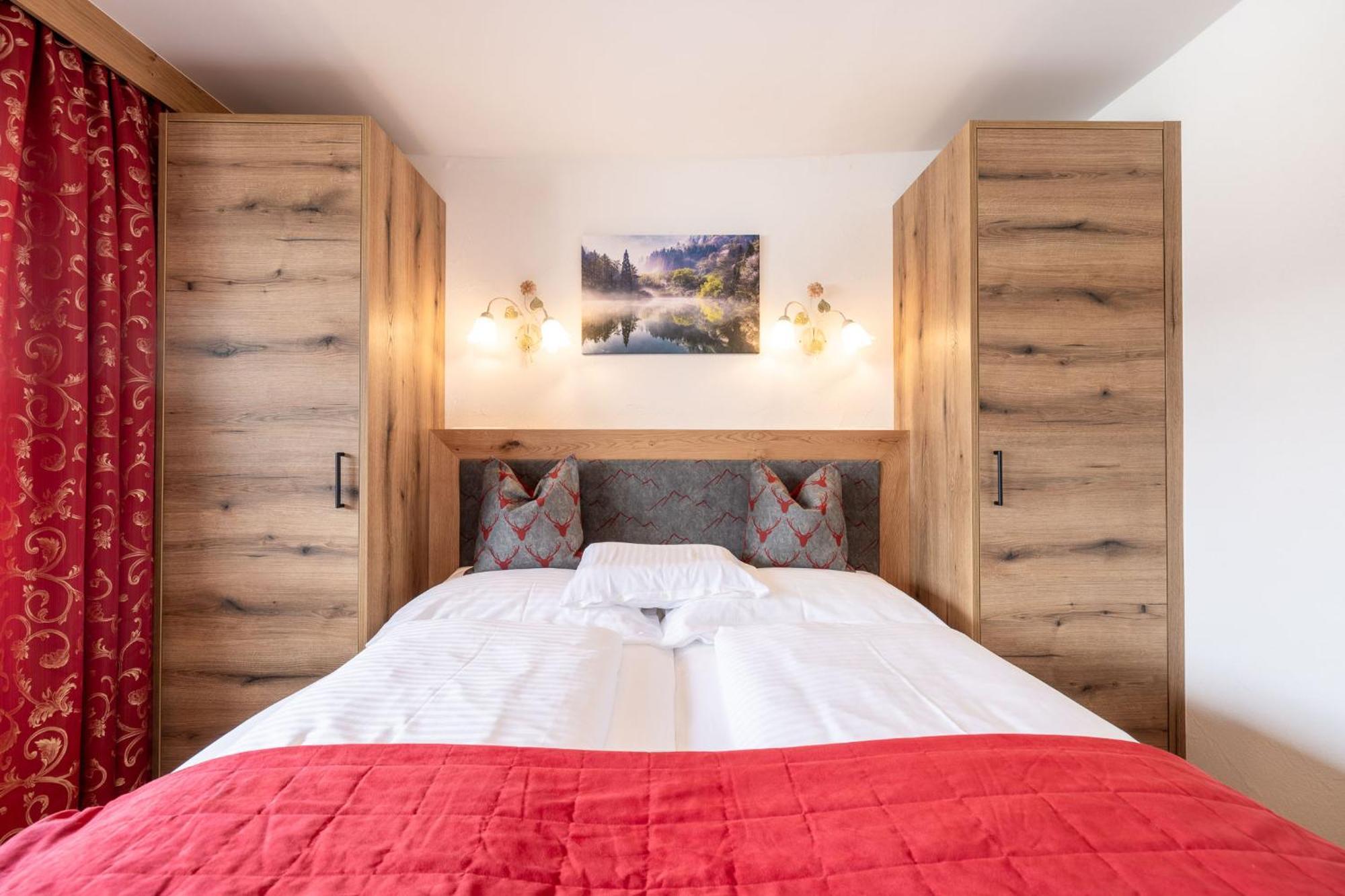 Oerglwirt Ferienwelt - Hotel Post Oerglwirt Mariapfarr Pokój zdjęcie